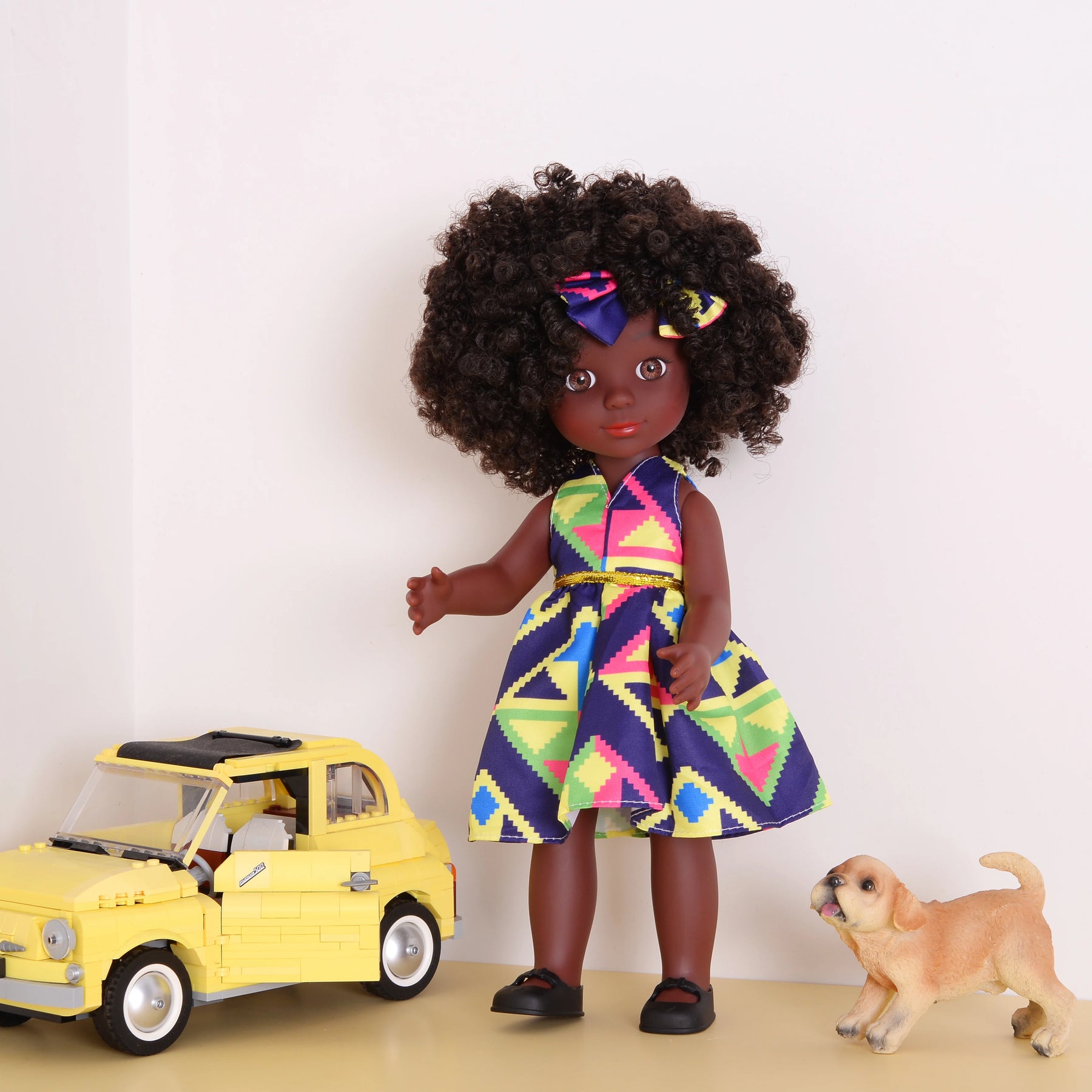 Boneca de cabelo cacheado - Brinquedos Kids