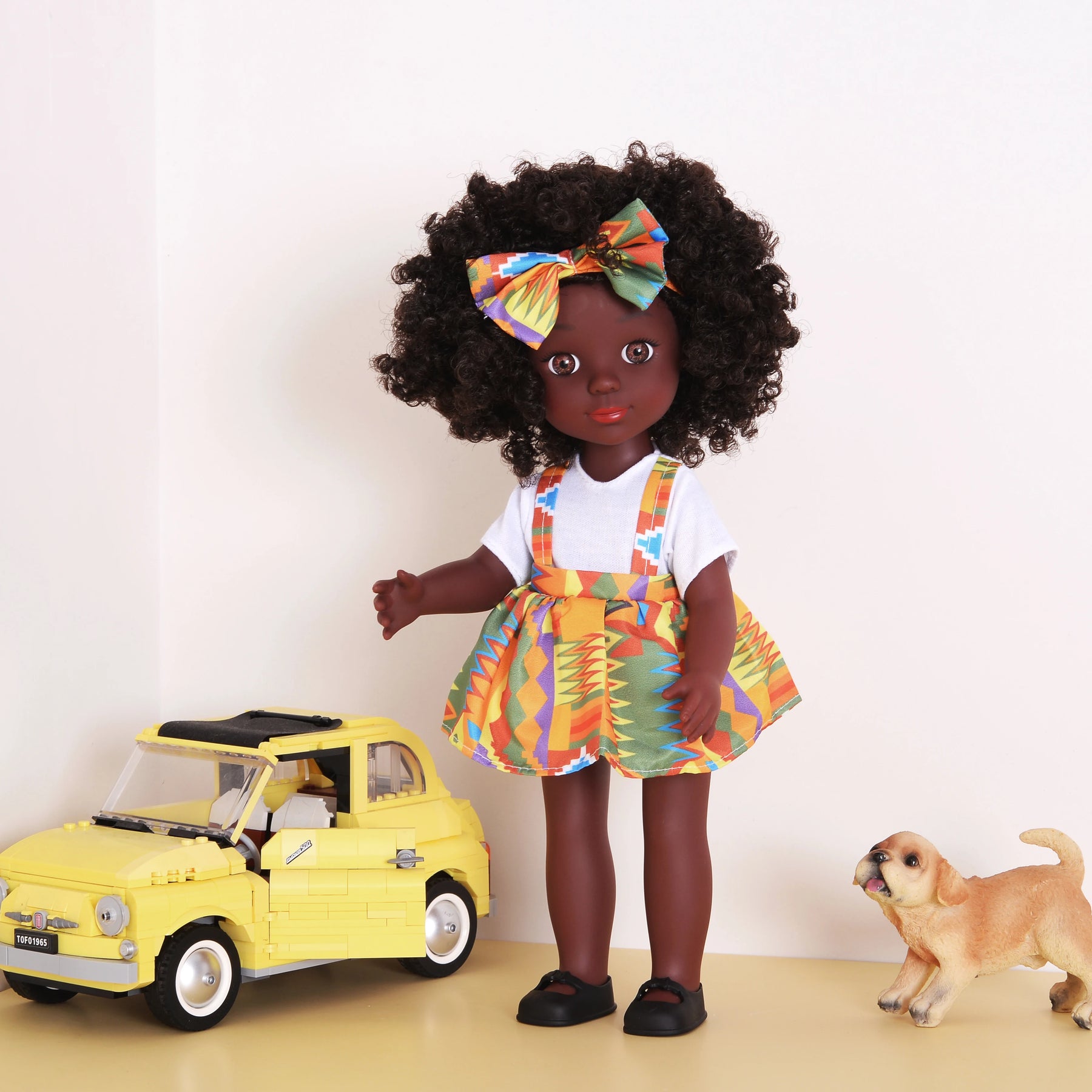 Boneca de cabelo cacheado - Brinquedos Kids